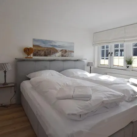 Kathi Apartment